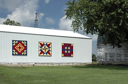 Bill & Jeanine Davidson | Black Hawk County Barn Quilts | County Fair, Family Pride, Country Roads | Cedar Falls, Iowa