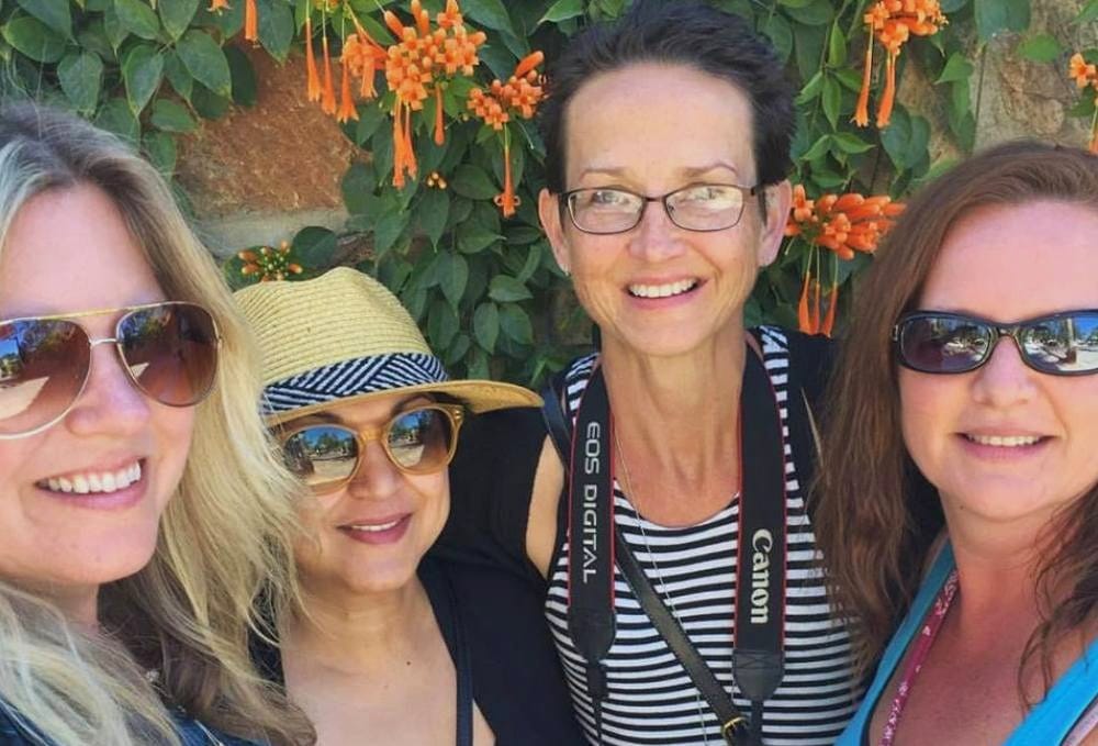 Cedar Valley House Concerts hosts and friends: Darice, Anize, Janna and Kelly