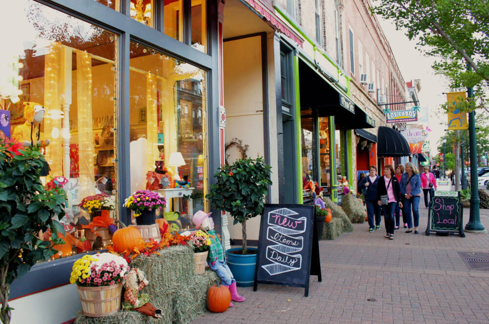 Fall Fun – Cedar Falls Tourism