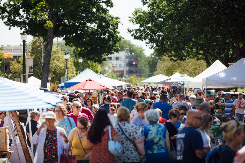 Downtown Cedar Falls Farmers Market