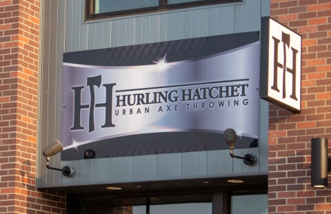 Hurling Hatchet Urban Axe Throwing