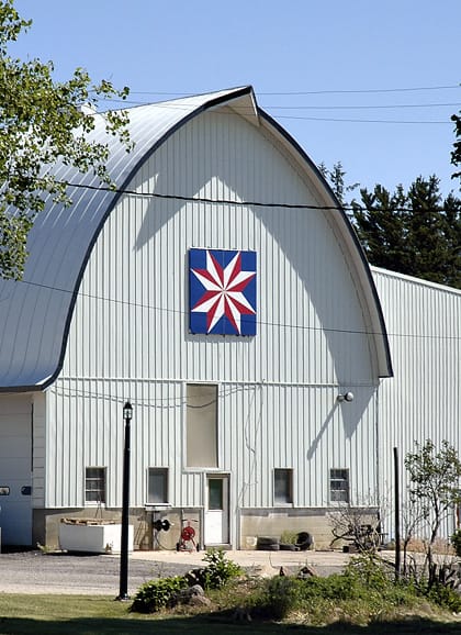 Tammy Stevenson-Wenzel & Darrell Wenzel | Black Hawk County Barn Quilts | Patriotic Star | Cedar Falls, Iowa