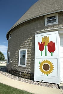 Western Home | Black Hawk County Barn Quilts | Spring and Summer | Cedar Falls, Iowa