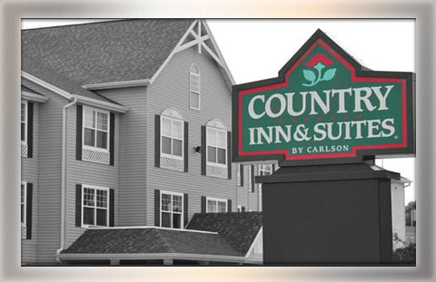 Country Inn & Suites: 64 rooms