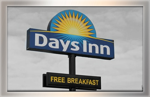 Days Inn: 67 rooms