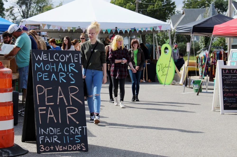 The Pear Fair 2018 - Outdoor, indie craft fair in Cedar Falls, Iowa 