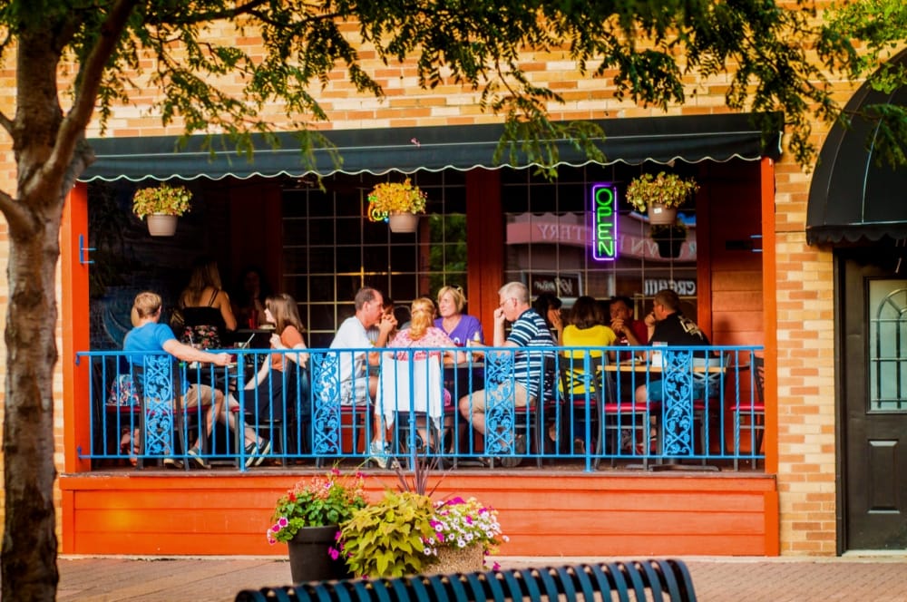 20+ Patio Dining Options in Cedar Falls, Iowa