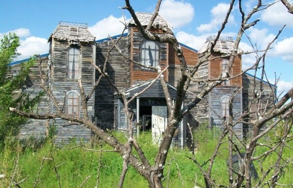 Harris Haven Funeral Home Haunted House 2015 | Cedar Falls Tourism